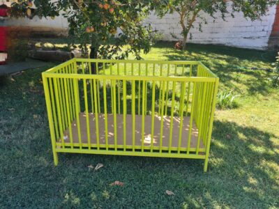 Βρεφική κούνια με στρώμα