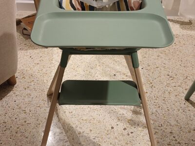 Stokke click καρεκλάκι φαγητού